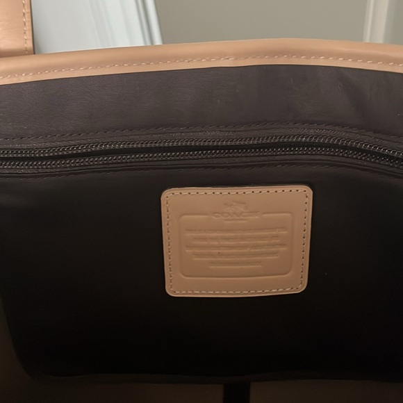 Coach Vintage Leather Tote NWT - Picture 5 of 10